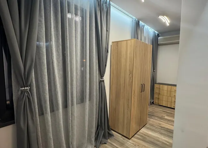 Apartment Medical College *